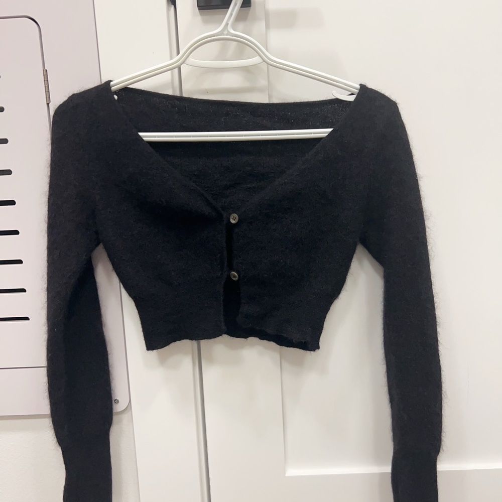 Jacquemus Black Cropped Fuzzy Button-Front Cardigan